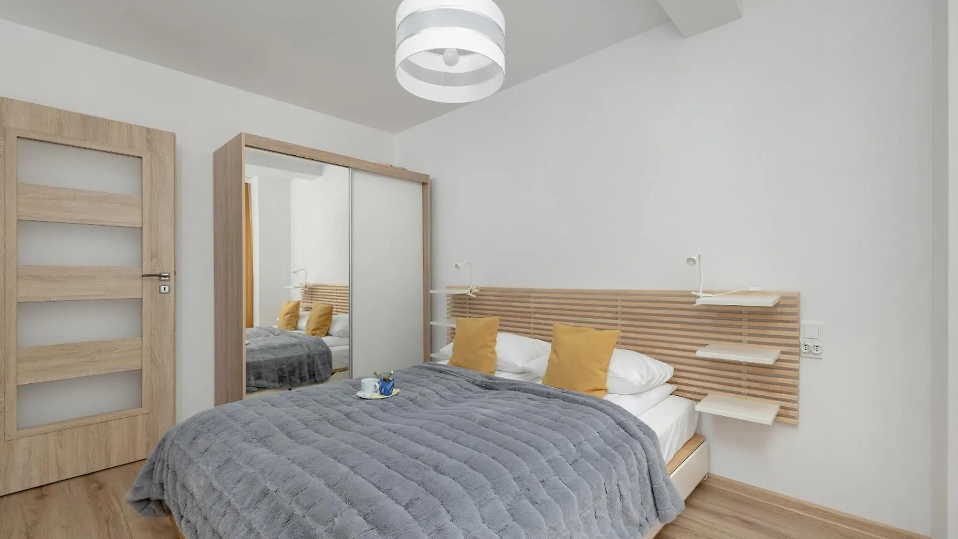 Exclusive And Modern Grey Apartment With Furnished Balcony In Kolobrzeg By Noclegi Renters Poland