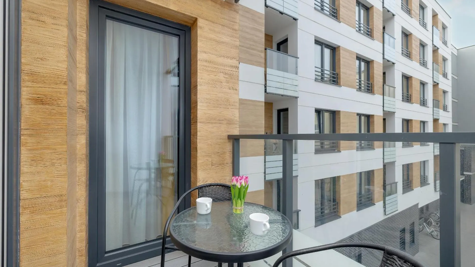Exclusive And Modern Grey Apartment With Furnished Balcony In Kolobrzeg By Noclegi Renters contacts
